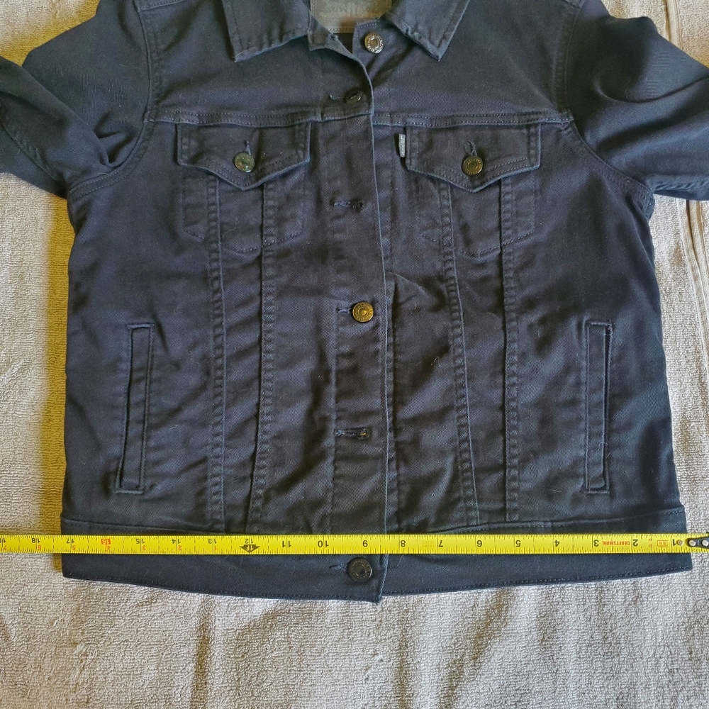 FINAL MARKDOWN- Levi's Black Denim Jacket - Picture 14 of 15